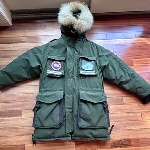 Vintage Snow Goose, Snow Mantra company now called Canada Goose